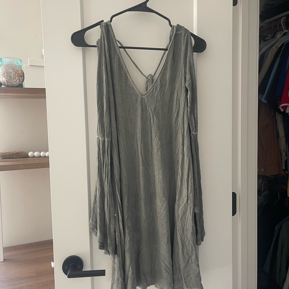 ABERCROMBIE DRESS NEVER WORN